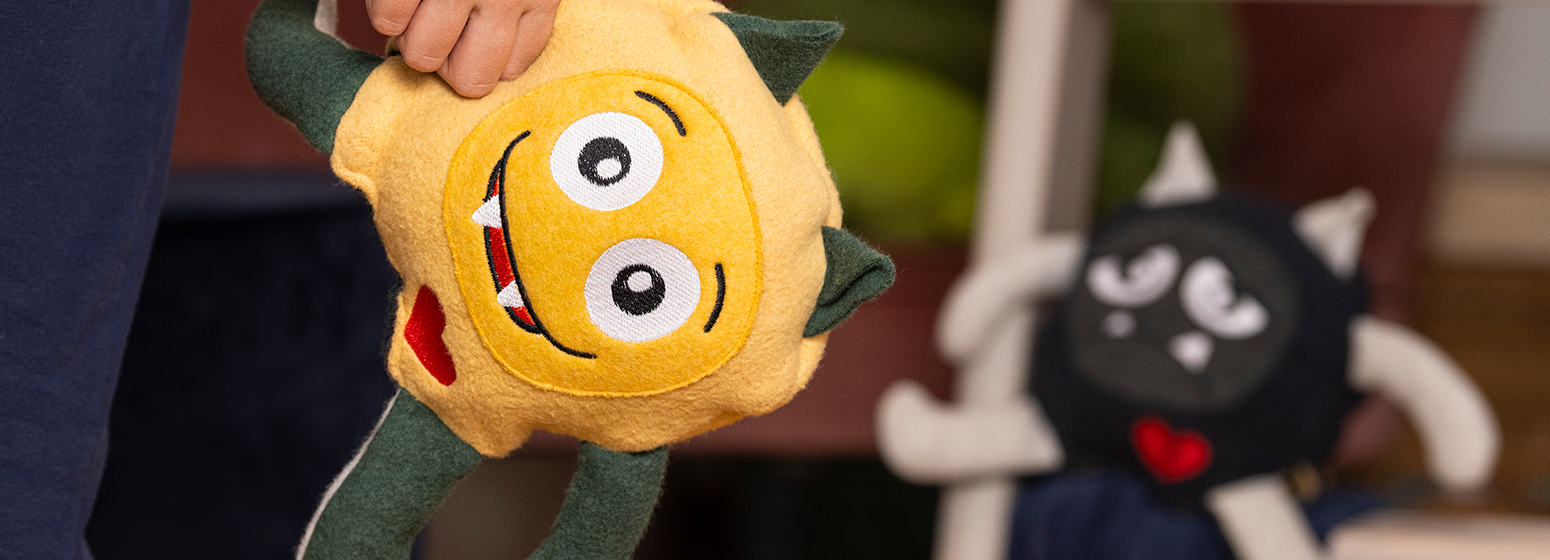 Salut ! Je suis Emmo et je te montre les sentiments de ton enfant.